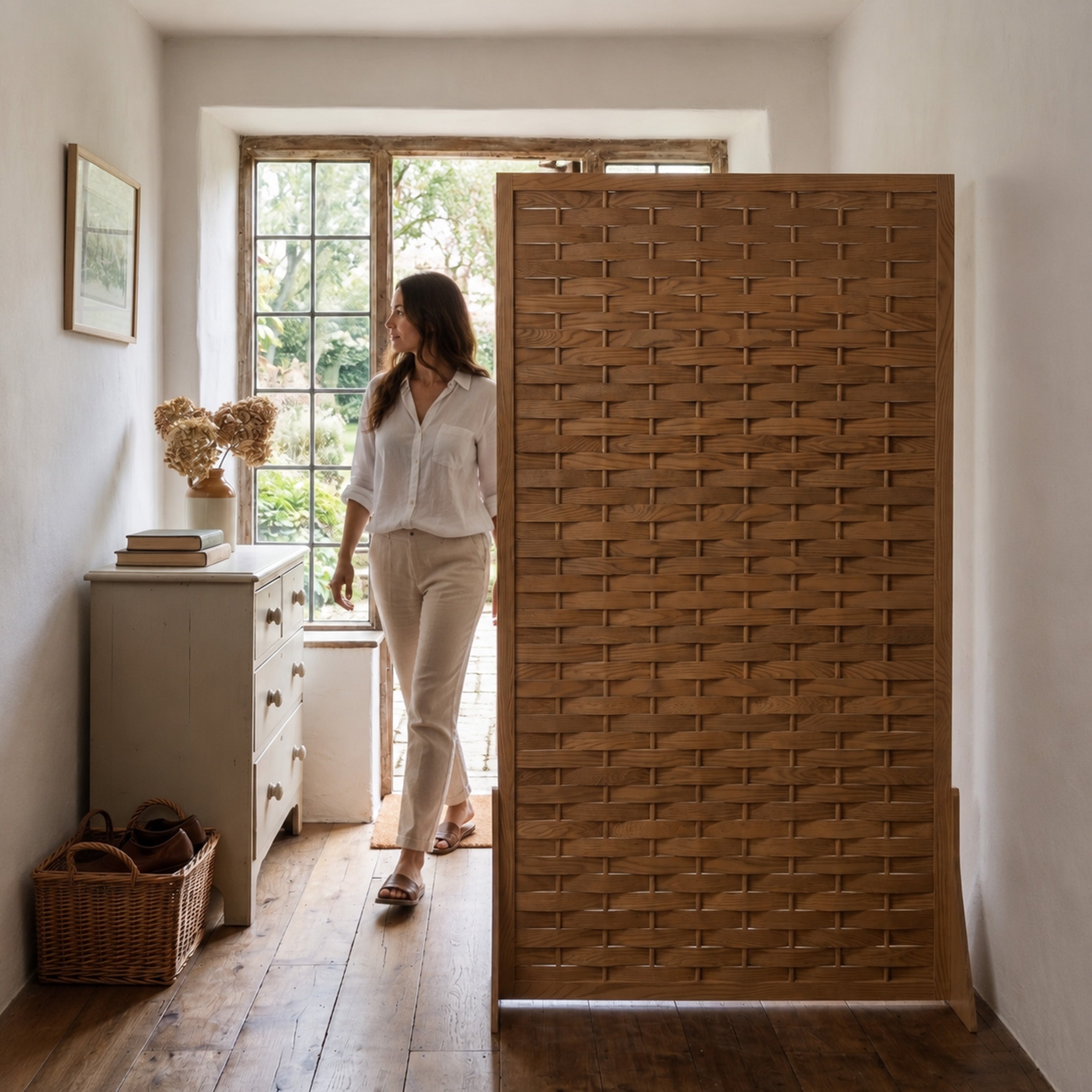 Dysis Custom Room Divider