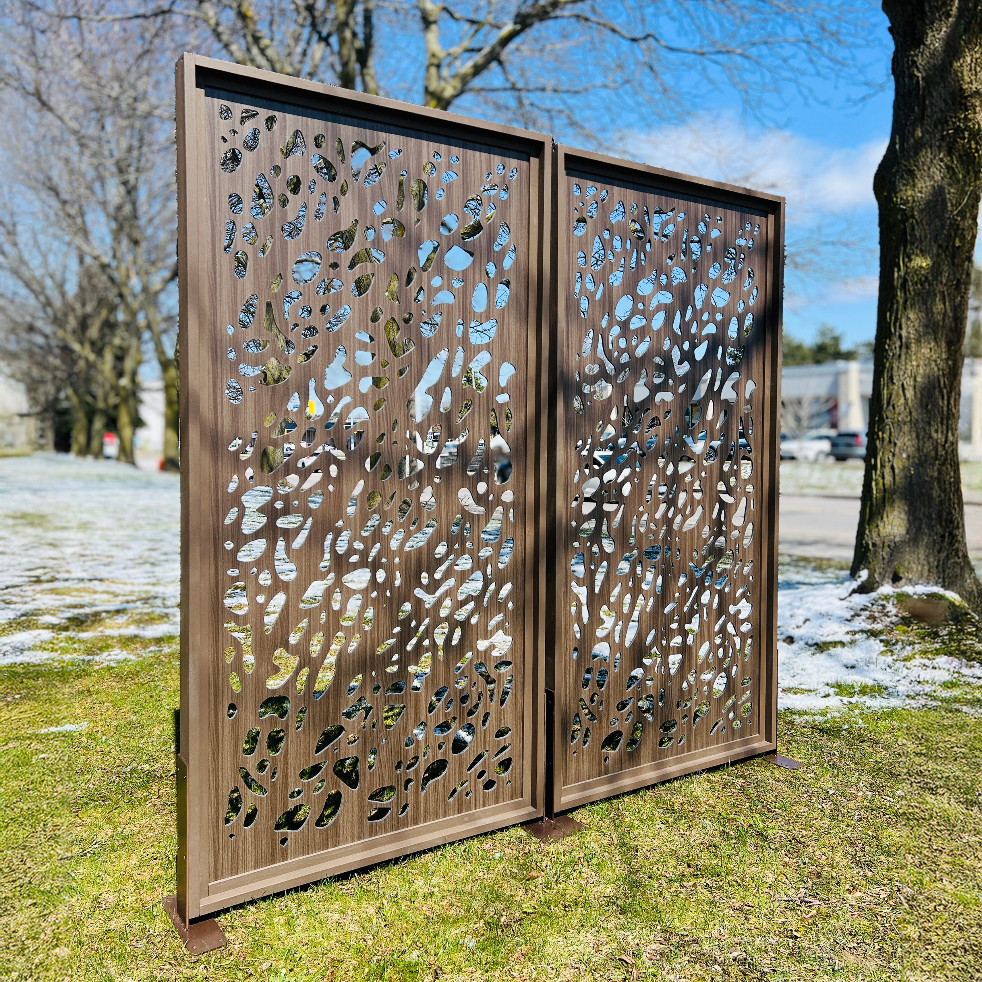 Outdoor Privacy Screen – Weather-Resistant Ivy Panel – CraftivaArt