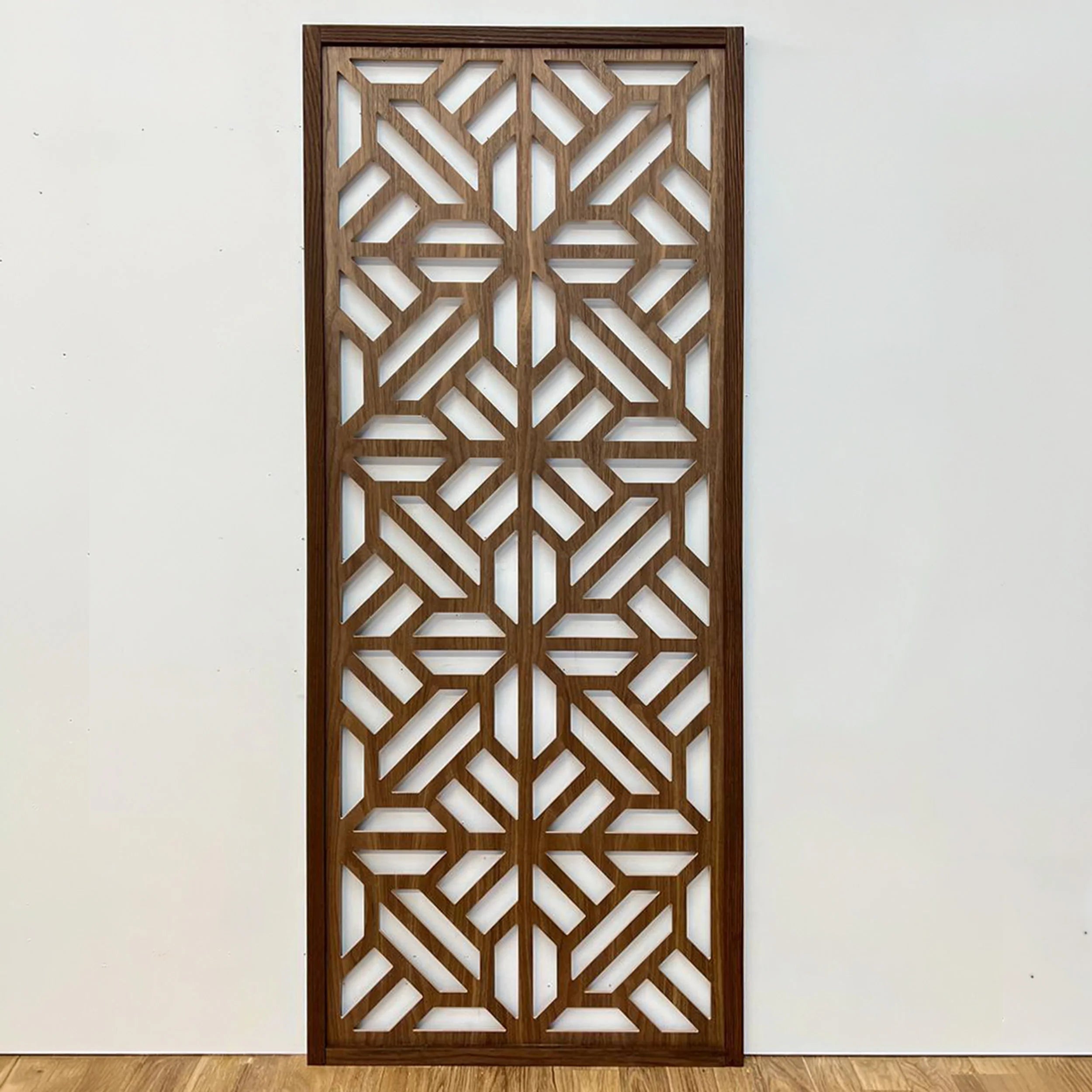 Walnut Veneered 1/4"